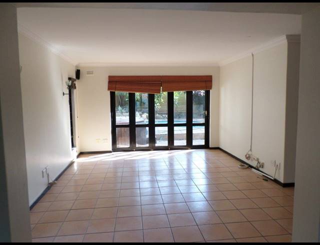 3 BEDROOM FREEHOLD RENTED IN PRESTONDALE